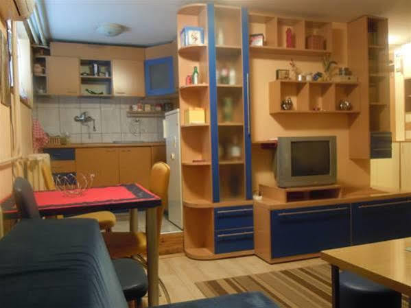 Apartment Fontana Belgrad Dış mekan fotoğraf